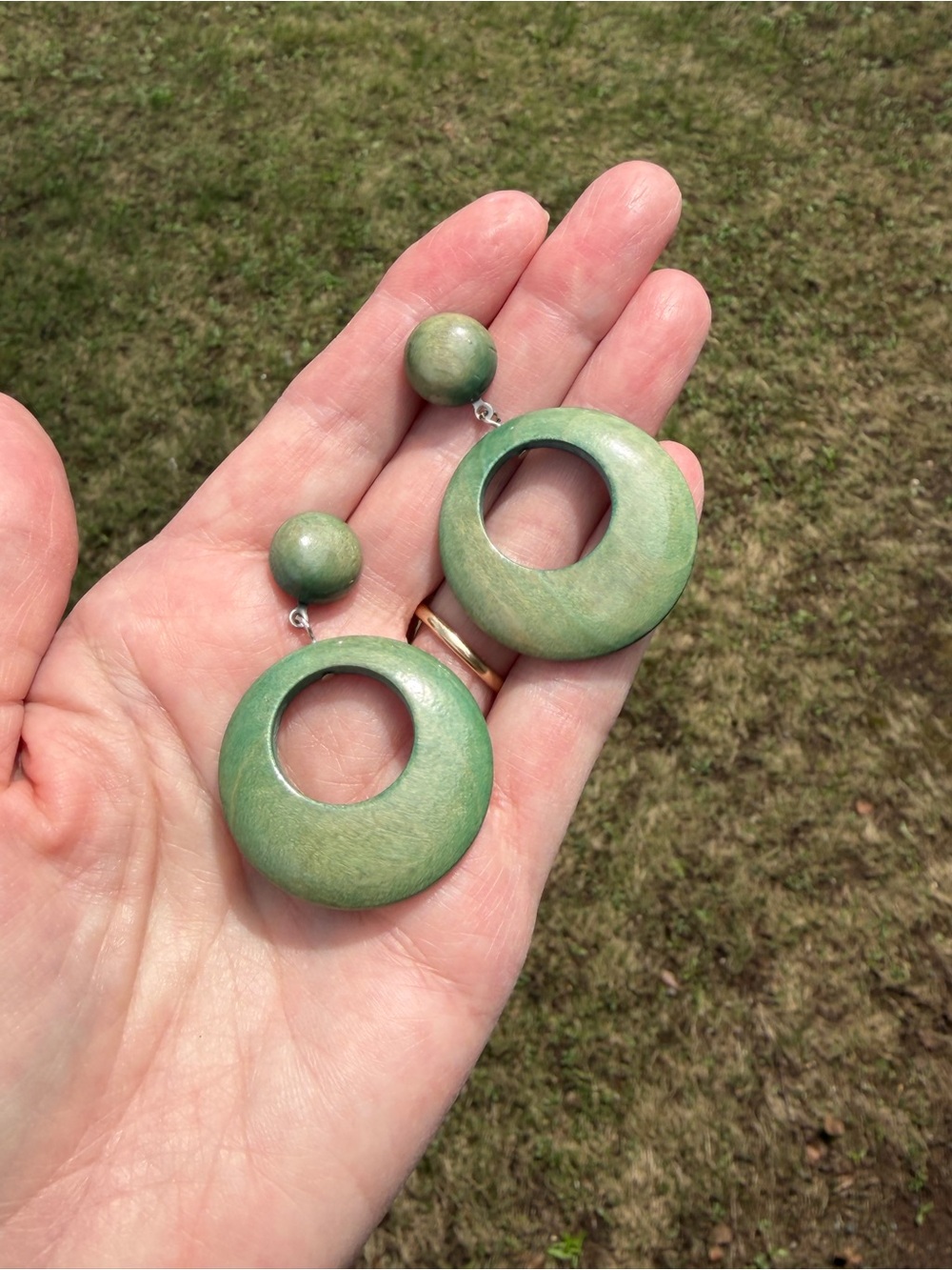 Vintage Wooden Greenish Sage Circle Dangle Earrings